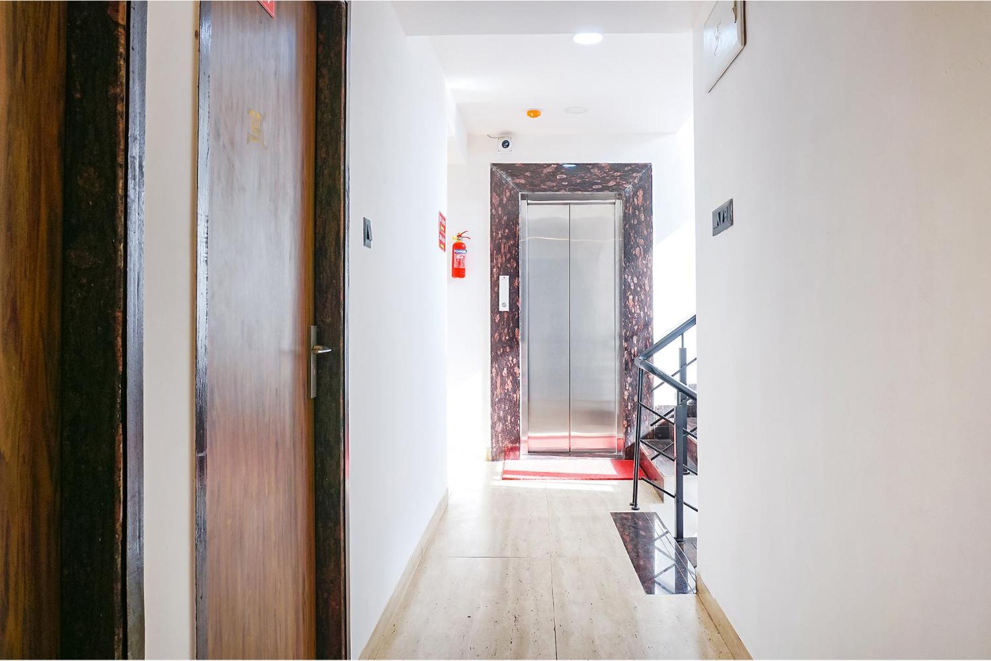 Fabhotel Atithi Regency Пуна Экстерьер фото